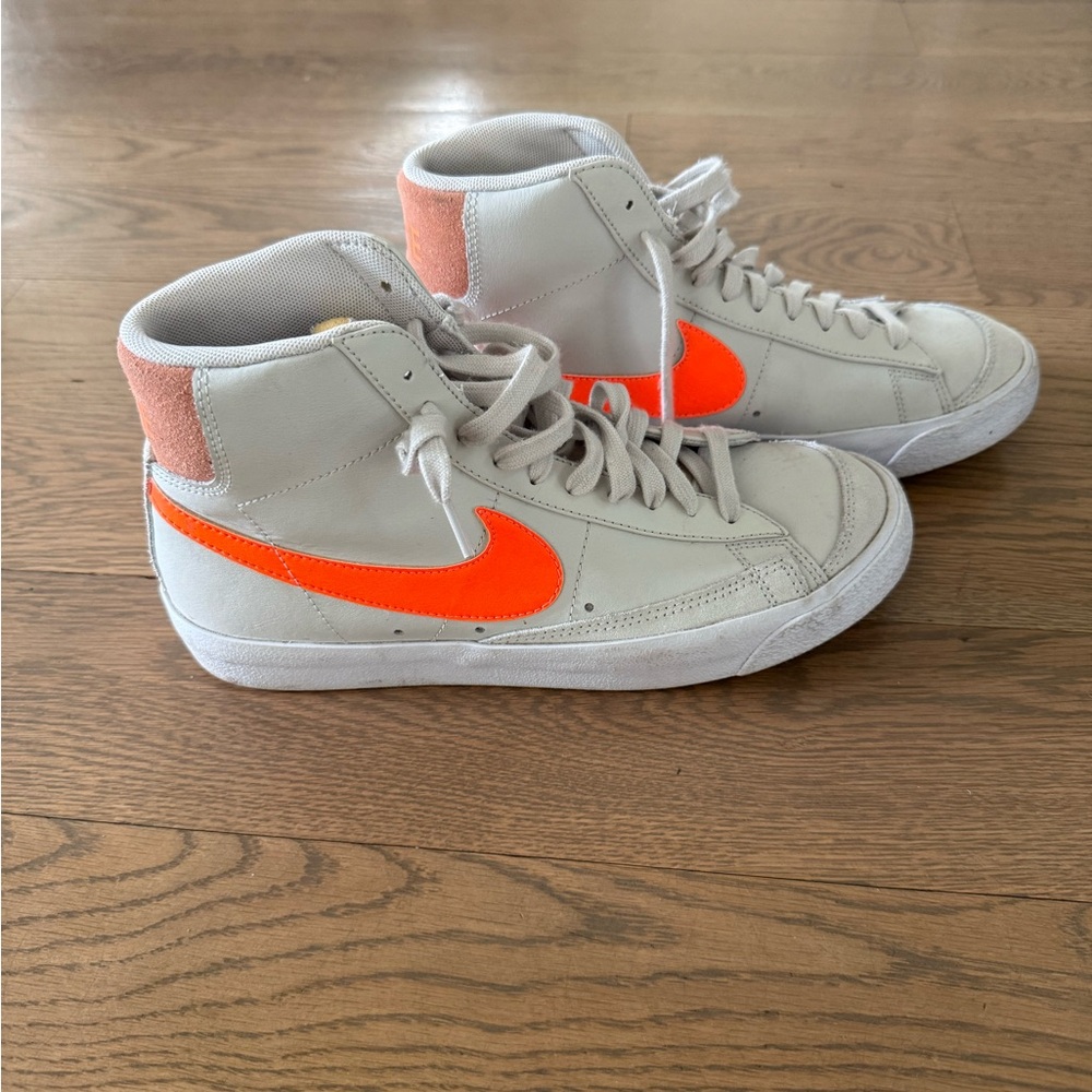 Nike Blazers - White and Orange
